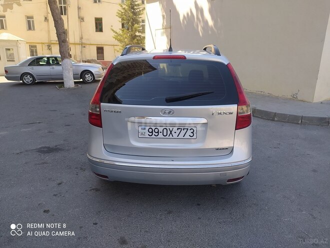 Hyundai i30 2009, 250,000 km - 1.6 л - Bakı