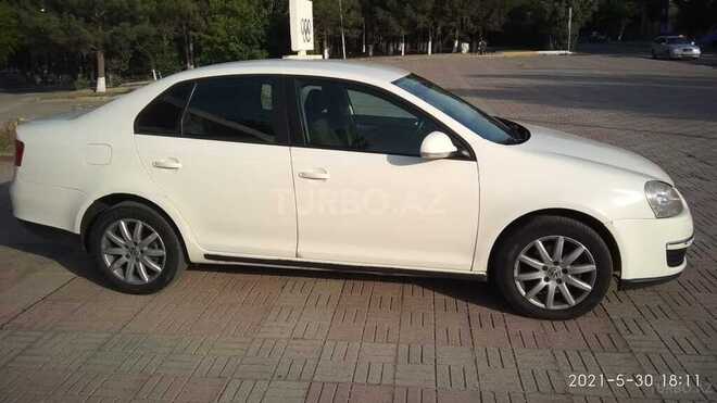 Volkswagen Jetta 2007, 215,063 km - 1.6 l - Bakı