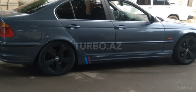 BMW 320 1999, 321,000 km - 2.0 l - Göyçay