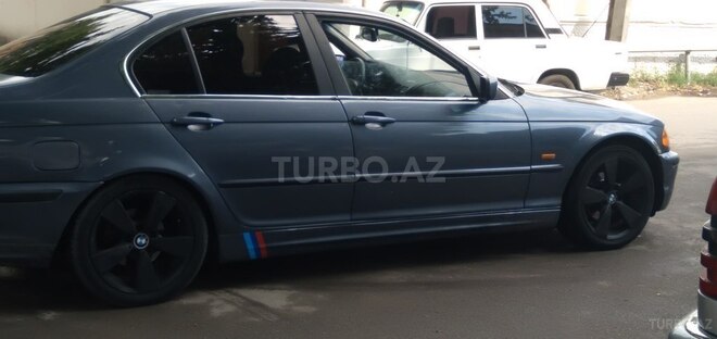 BMW 320 1999, 321,000 km - 2.0 l - Göyçay