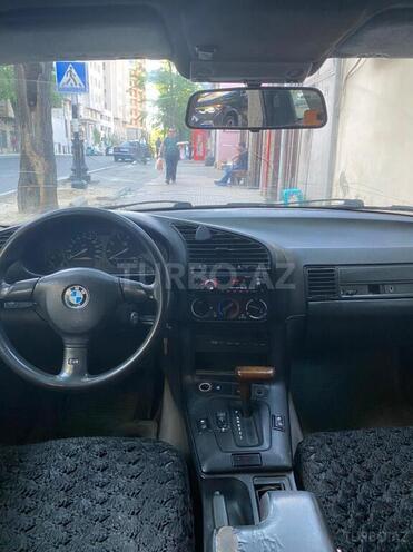 BMW 318 1992, 250,000 km - 1.8 л - Bakı