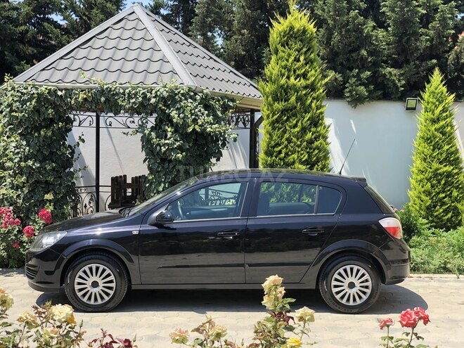 Opel Astra 2006, 138,000 km - 1.4 л - Bakı