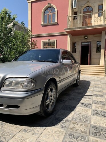 Mercedes C 220 1999, 284,937 km - 2.2 l - Bakı