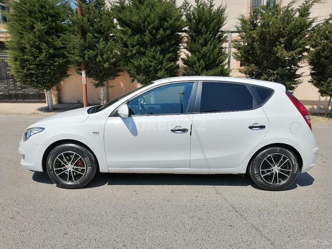 Hyundai i30 2009, 130,000 km - 1.4 l - Bakı