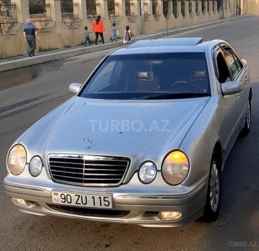 Mercedes E 240 2000, 220,000 km - 2.4 л - Bakı