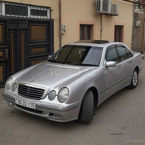 Mercedes E 240 2000, 220,000 km - 2.4 л - Bakı