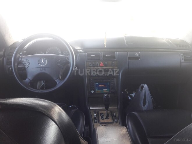 Mercedes E 240 2001, 362,000 km - 2.6 l - Bakı
