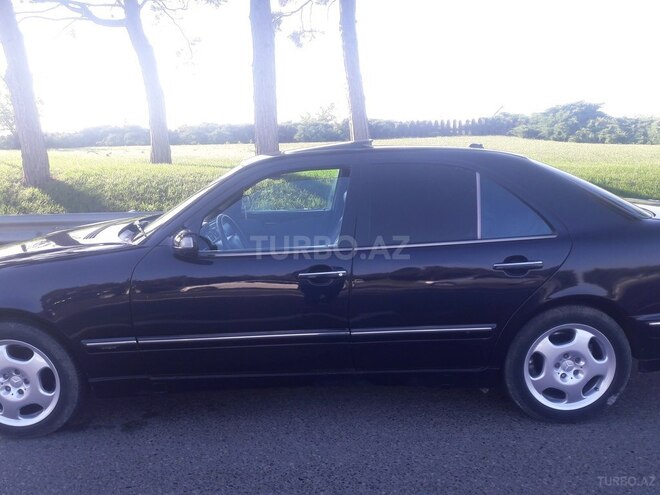 Mercedes E 240 2001, 362,000 km - 2.6 l - Bakı
