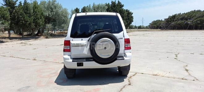 Mitsubishi Pajero io 2001, 195,000 km - 2.0 l - Sumqayıt
