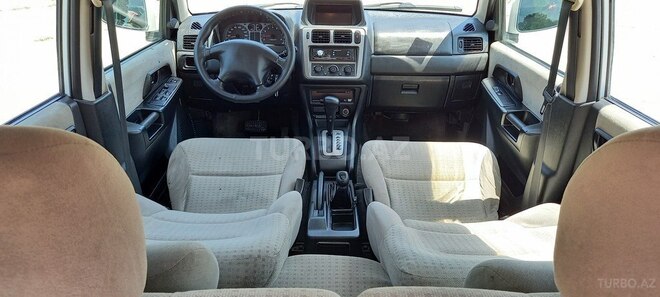 Mitsubishi Pajero io 2001, 195,000 km - 2.0 l - Sumqayıt