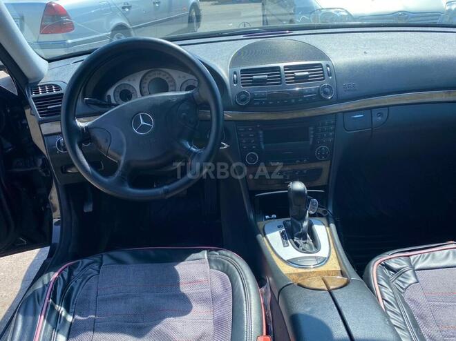 Mercedes E 220 2005, 279,000 km - 2.2 l - Bakı