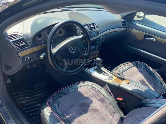 Mercedes E 220 2005, 279,000 km - 2.2 l - Bakı
