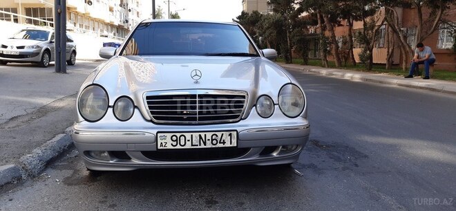 Mercedes E 270 2000, 511,500 km - 2.7 l - Bakı