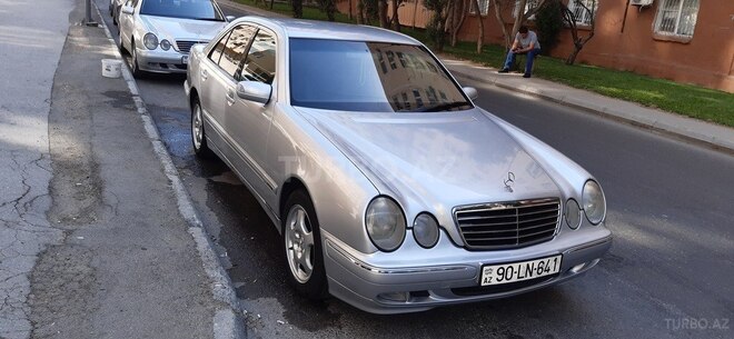 Mercedes E 270 2000, 511,500 km - 2.7 l - Bakı