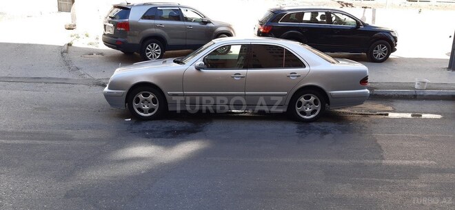 Mercedes E 270 2000, 511,500 km - 2.7 l - Bakı