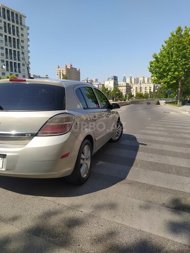 Opel Astra 2007, 148,000 km - 1.8 l - Bakı