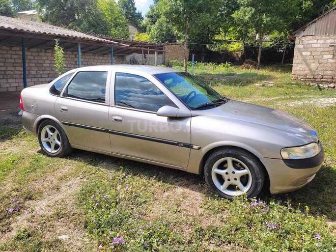 Opel Vectra 1996, 374,260 km - 1.8 l - Bakı
