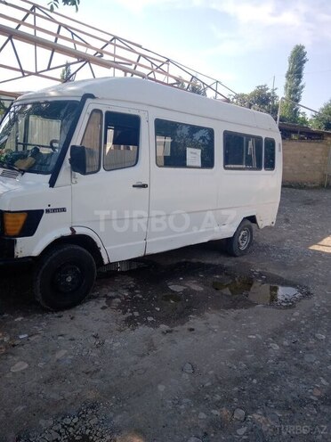 Mercedes 308 D 1990, 838,000 km - 2.3 л - İsmayıllı
