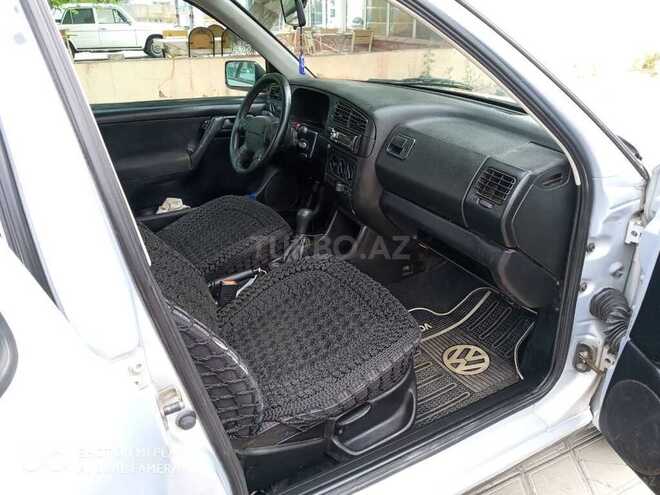 Volkswagen Golf 1994, 325,412 km - 2.0 л - Sumqayıt