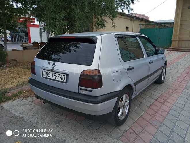 Volkswagen Golf 1994, 325,412 km - 2.0 л - Sumqayıt