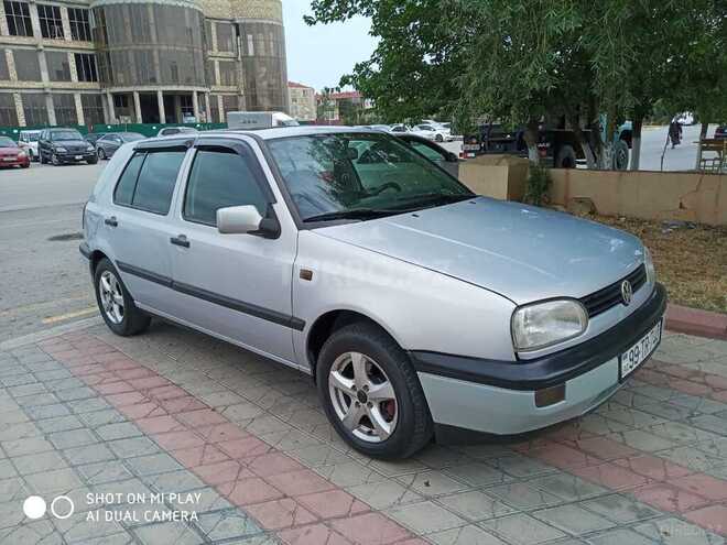 Volkswagen Golf 1994, 325,412 km - 2.0 л - Sumqayıt