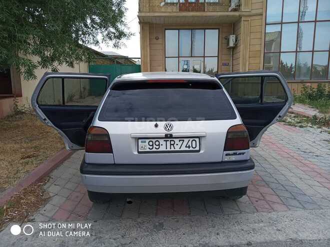 Volkswagen Golf 1994, 325,412 km - 2.0 л - Sumqayıt