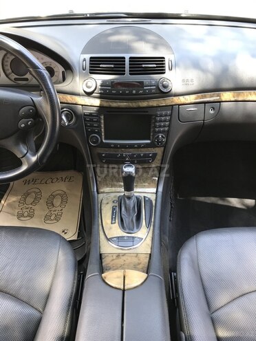 Mercedes E 350 2008, 212,000 km - 3.5 l - Bakı