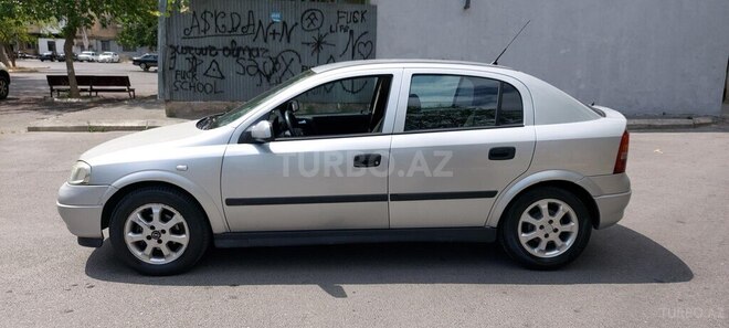 Opel Astra 2002, 205,000 km - 1.6 l - Bakı