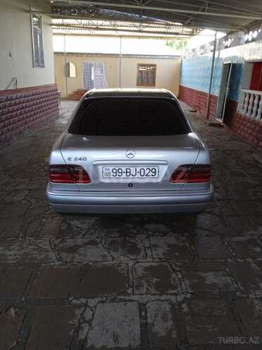 Mercedes E 240 1997, 366,000 km - 2.4 л - Salyan