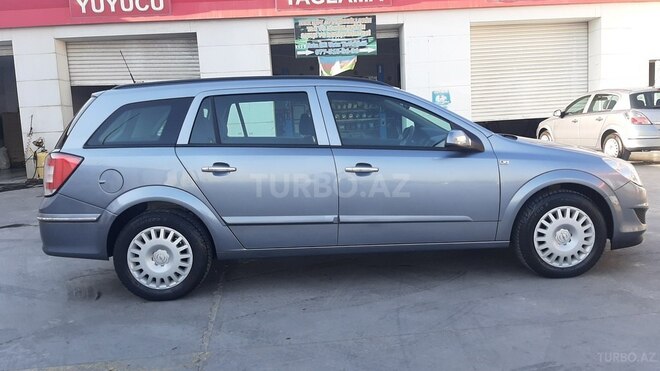 Opel Astra 2007, 136,000 km - 1.4 л - Bakı