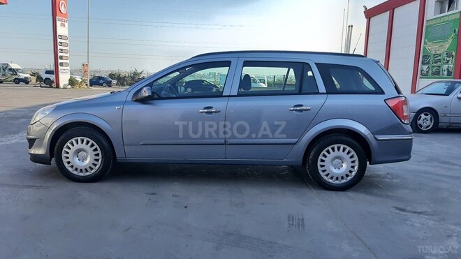 Opel Astra 2007, 136,000 km - 1.4 л - Bakı