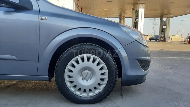 Opel Astra 2007, 136,000 km - 1.4 л - Bakı