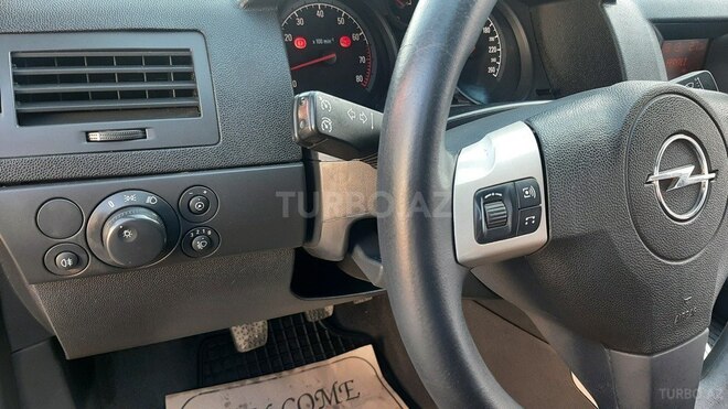 Opel Astra 2007, 136,000 km - 1.4 л - Bakı