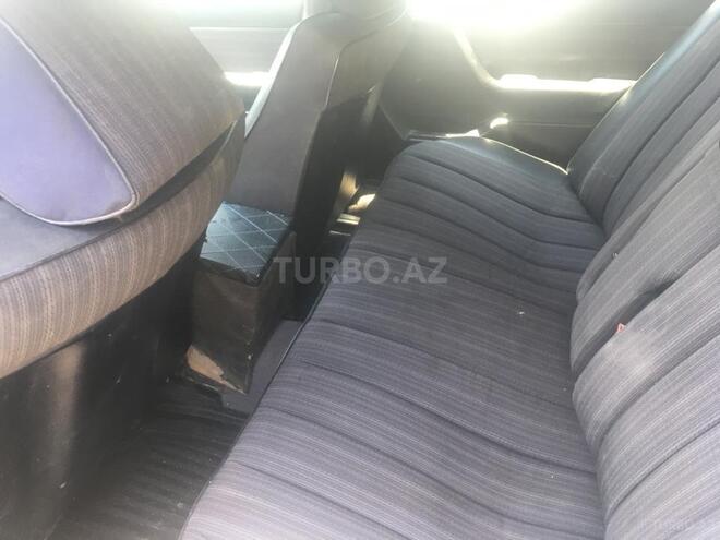 Mercedes E 230 1987, 550,000 km - 2.3 л - Bakı