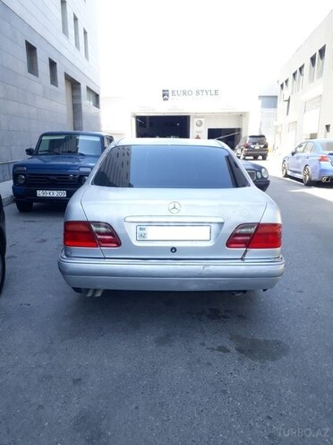 Mercedes E 300 1998, 400,000 km - 3.0 l - Bakı