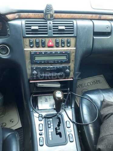 Mercedes E 300 1998, 400,000 km - 3.0 l - Bakı