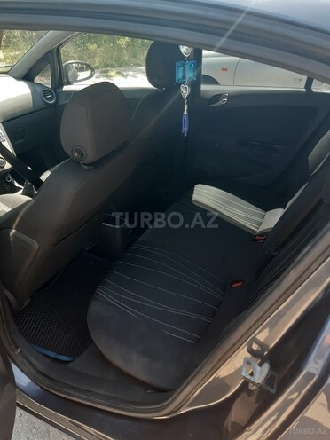 Opel Corsa 2009, 264,000 km - 1.3 л - Bakı