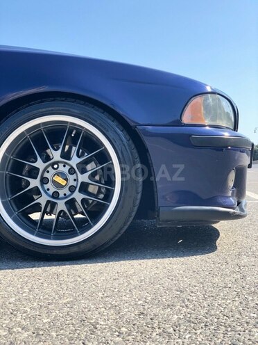 BMW 528 1997, 410,000 km - 2.8 l - Bakı