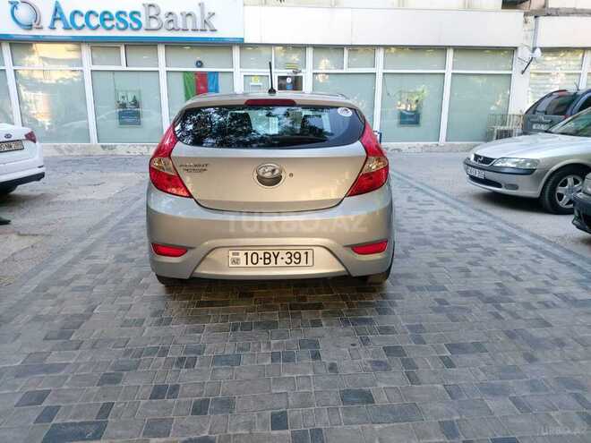 Hyundai Accent 2013, 233,000 km - 1.6 l - Bakı