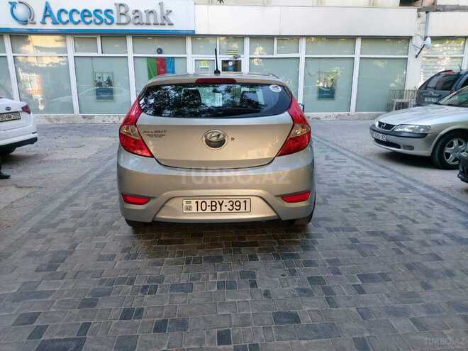 Hyundai Accent 2013, 233,000 km - 1.6 l - Bakı