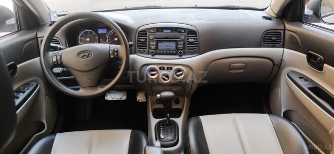 Hyundai Accent 2010, 96,500 km - 2.0 l - Bakı