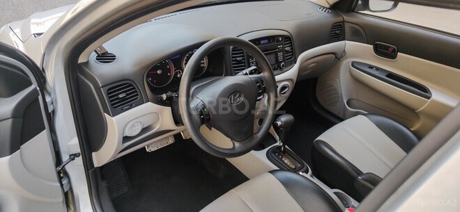 Hyundai Accent 2010, 96,500 km - 2.0 l - Bakı