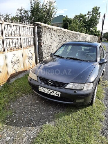 Opel Vectra 1996, 380,000 km - 2.0 l - Balakən