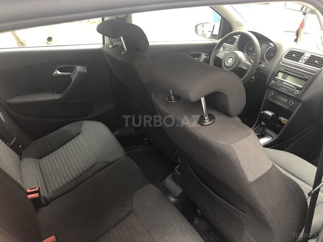 Volkswagen Polo 2010, 170,000 km - 1.4 л - Bakı
