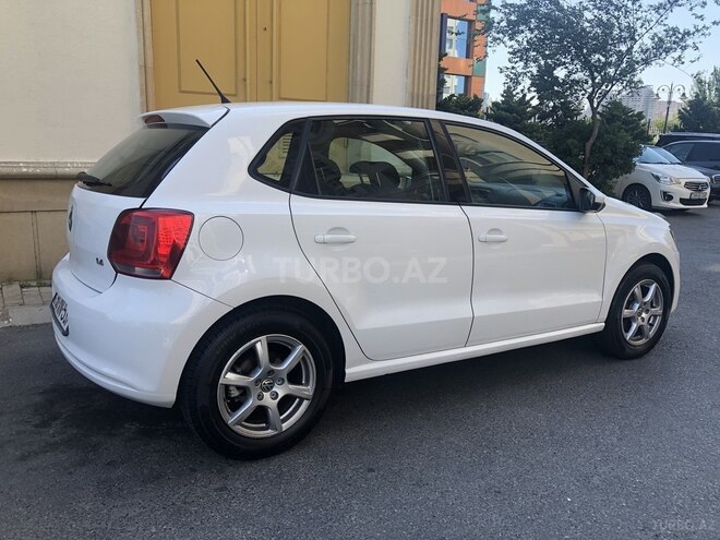 Volkswagen Polo 2010, 170,000 km - 1.4 л - Bakı