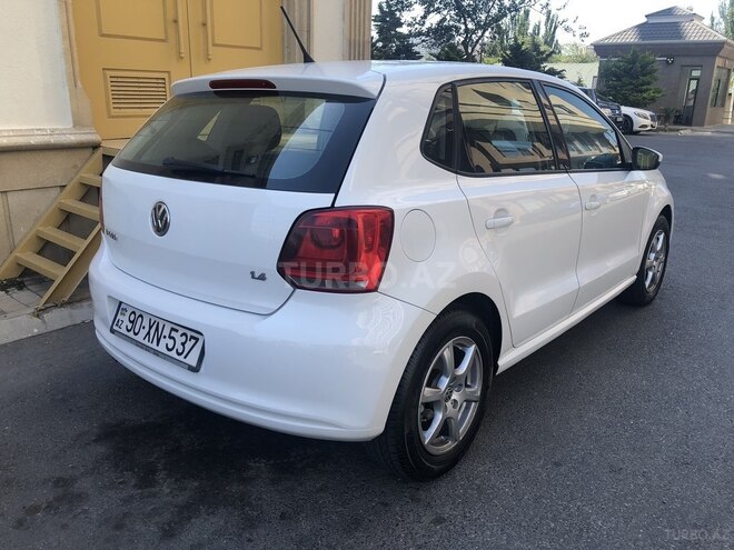 Volkswagen Polo 2010, 170,000 km - 1.4 л - Bakı