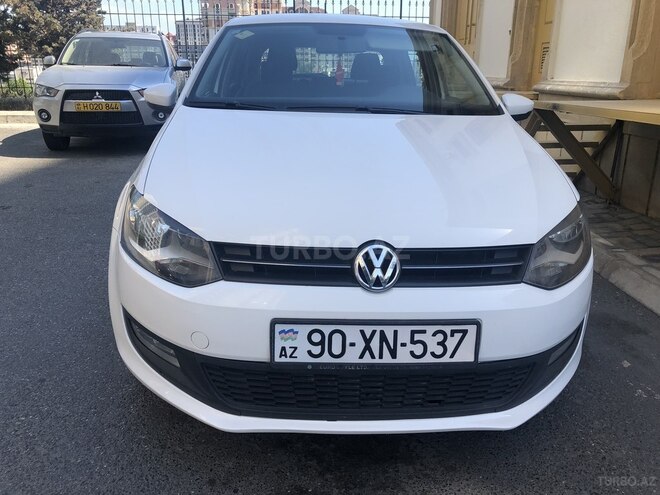 Volkswagen Polo 2010, 170,000 km - 1.4 л - Bakı