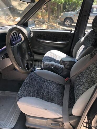 Kia Sportage 2000, 200,000 km - 2.0 l - Bakı