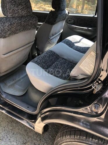 Kia Sportage 2000, 200,000 km - 2.0 l - Bakı