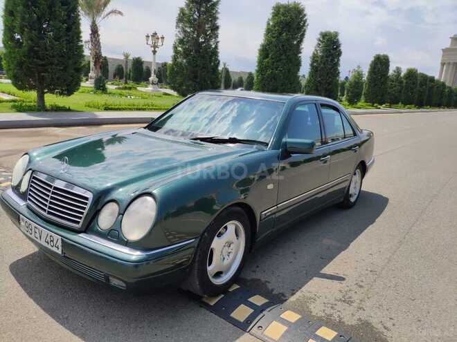 Mercedes E 240 1998, 248,755 km - 2.4 l - Gəncə